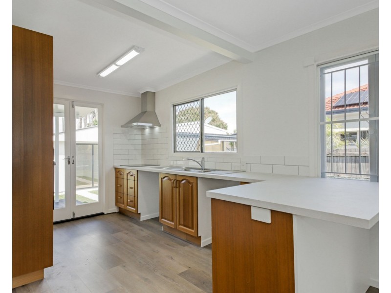 264 Victoria Avenue, Redcliffe QLD 4020