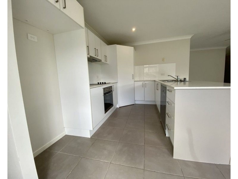 2/2 White Ash Court, Caboolture QLD 4510