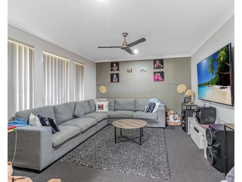 17 Lotus Avenue, Bellmere QLD 4510