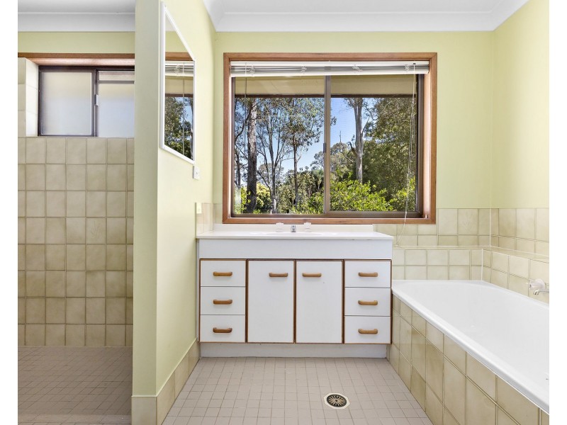 11 Bells Lane, Bellmere QLD 4510