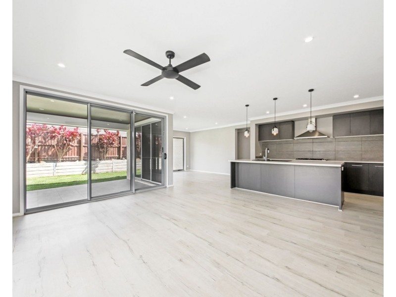 32 Oatley Street, Mango Hill QLD 4509