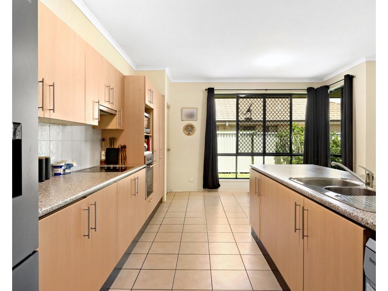 2 Humphreys Place, Caboolture QLD 4510