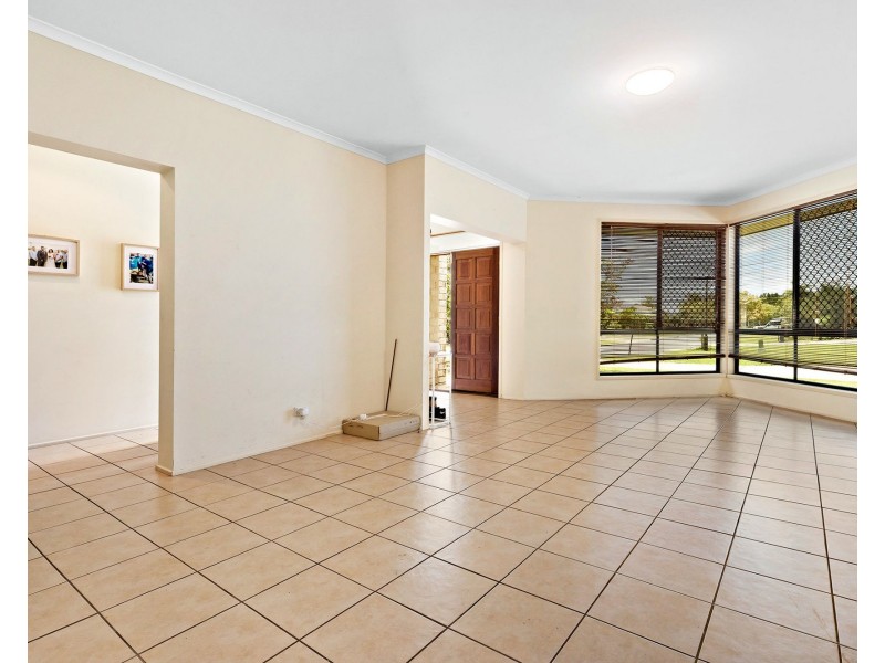 2 Humphreys Place, Caboolture QLD 4510
