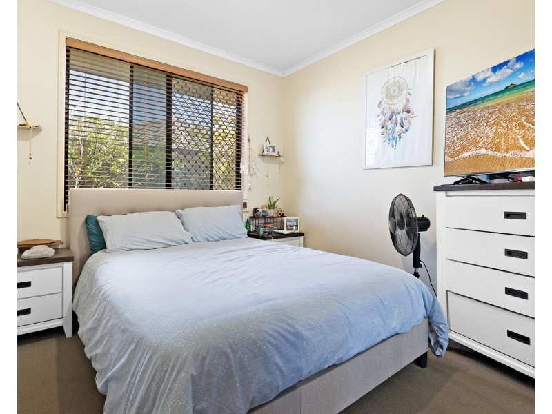 2 Humphreys Place, Caboolture QLD 4510