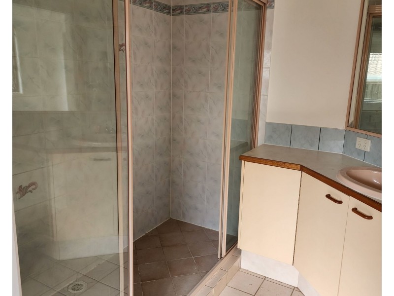 17 Pandanus Court, Kallangur QLD 4503