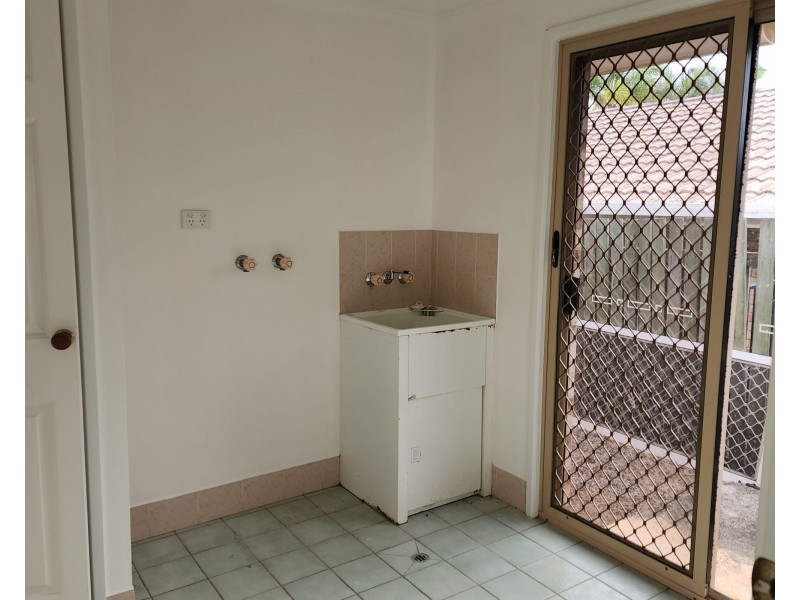 17 Pandanus Court, Kallangur QLD 4503