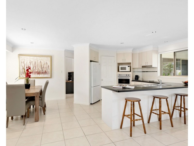 21 Cabarita Crescent, Eatons Hill QLD 4037