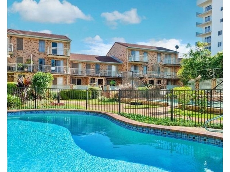 15/45 Marine Parade, Redcliffe QLD 4020