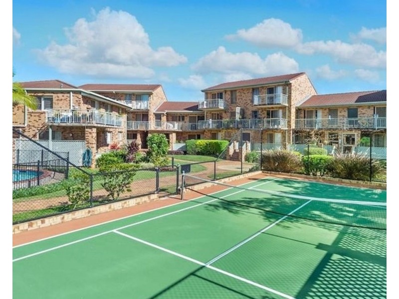 15/45 Marine Parade, Redcliffe QLD 4020