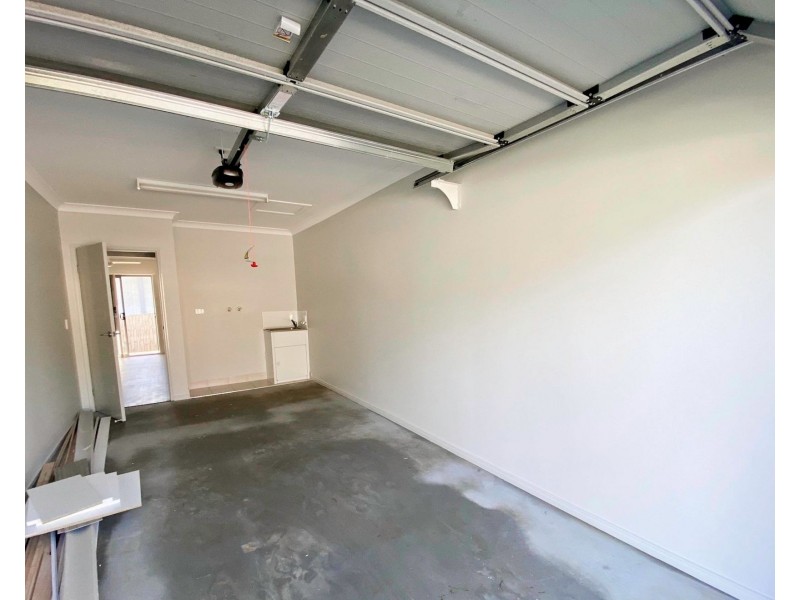 6B Adele Close, Morayfield QLD 4506