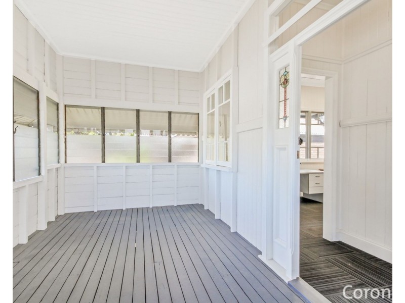 9 Shakespeare Street, Coorparoo QLD 4151