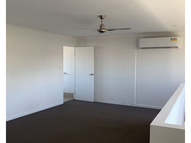 3/6 Sunseeker Street, Burpengary QLD 4505