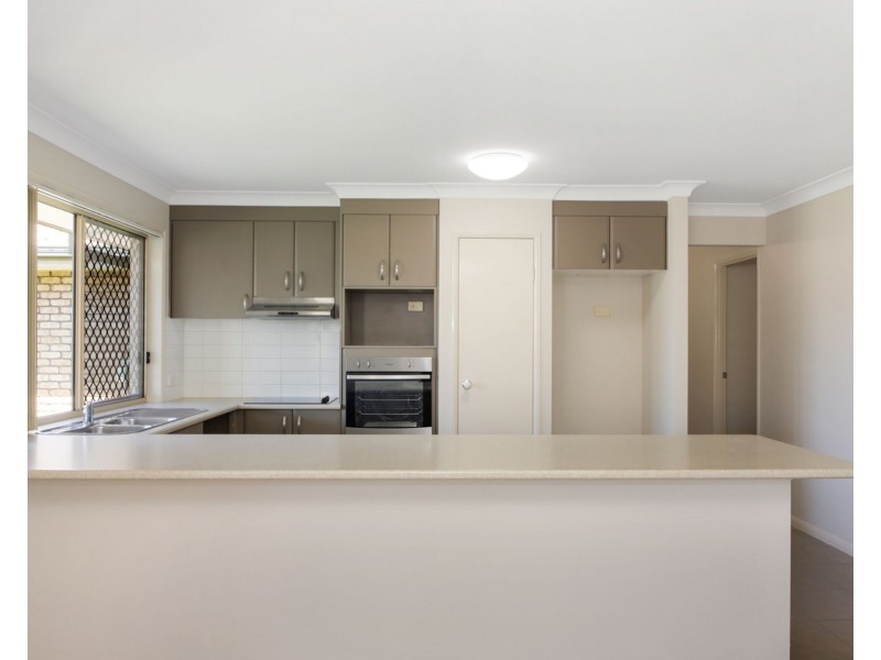 8 Mondial Drive, Warner QLD 4500