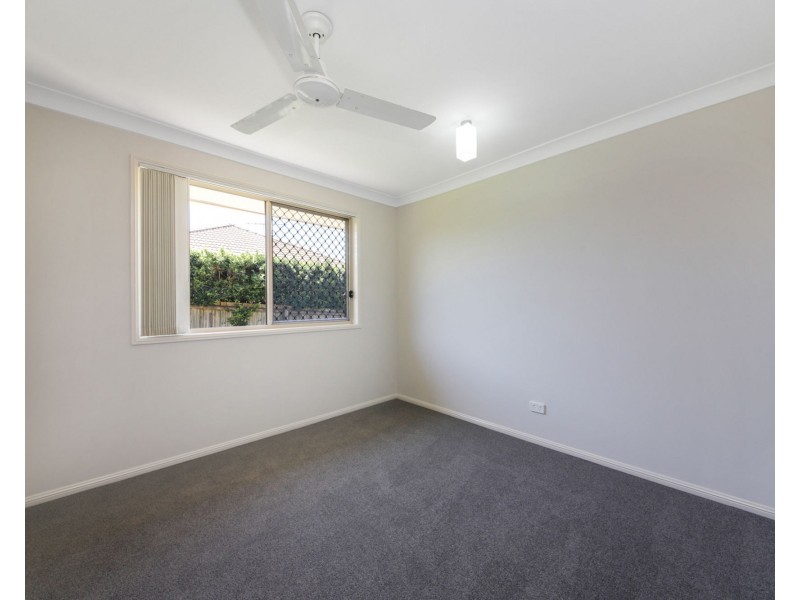 8 Mondial Drive, Warner QLD 4500