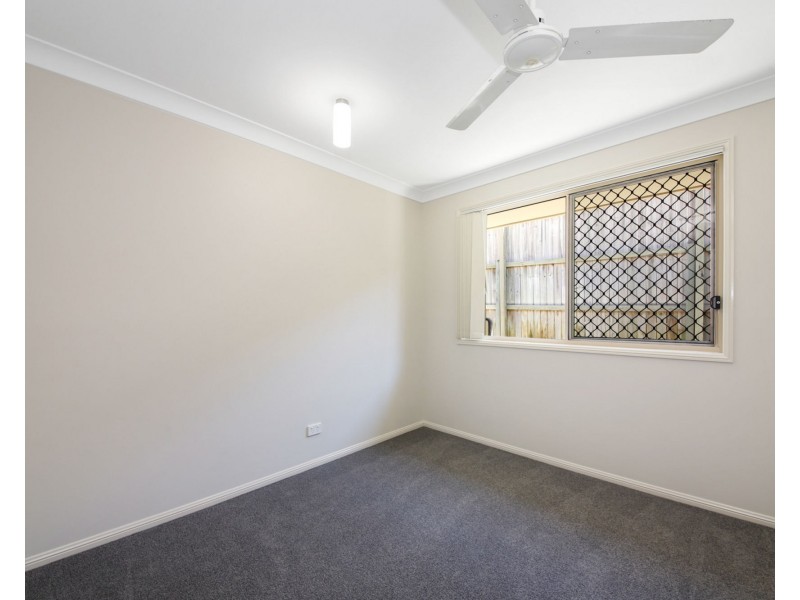 8 Mondial Drive, Warner QLD 4500