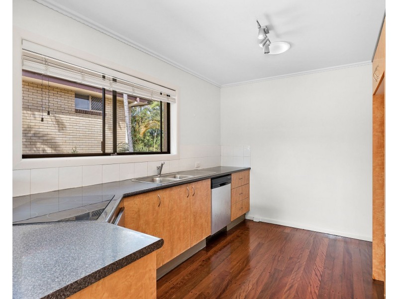 26 Kalimna Drive, Clontarf QLD 4019