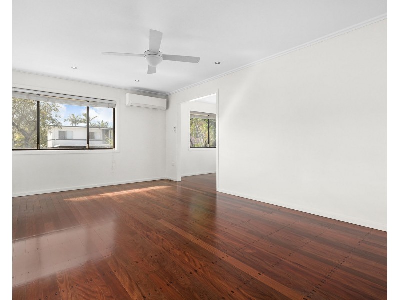 26 Kalimna Drive, Clontarf QLD 4019