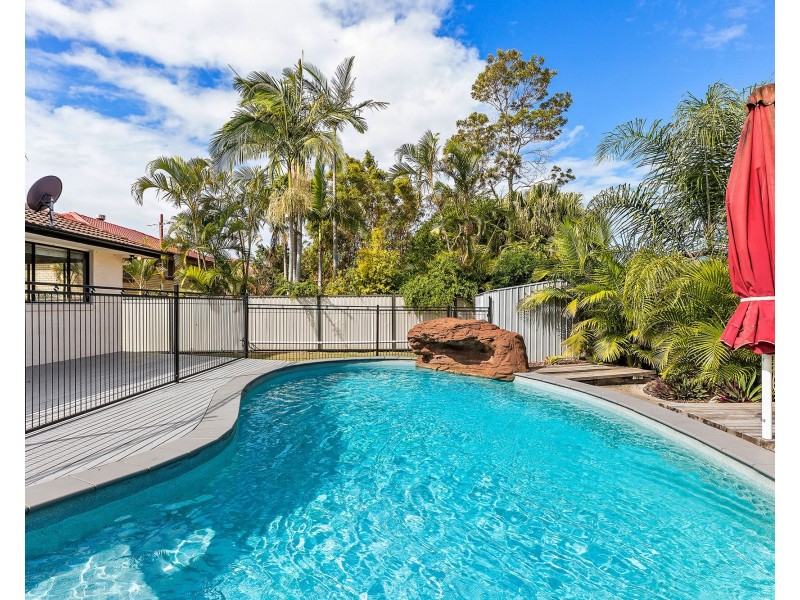 26 Kalimna Drive, Clontarf QLD 4019