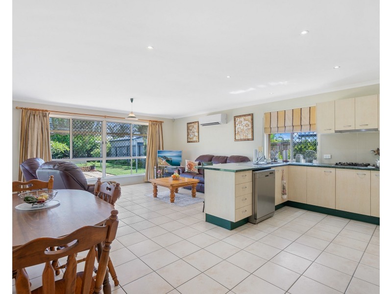 8 Bundaberg Street, Deception Bay QLD 4508