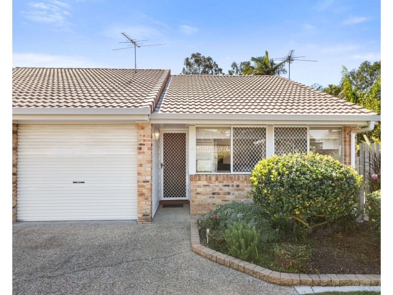 4/10 Wattle Road, Rothwell QLD 4022