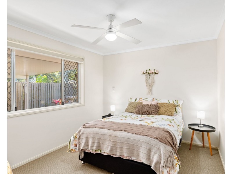 4/10 Wattle Road, Rothwell QLD 4022