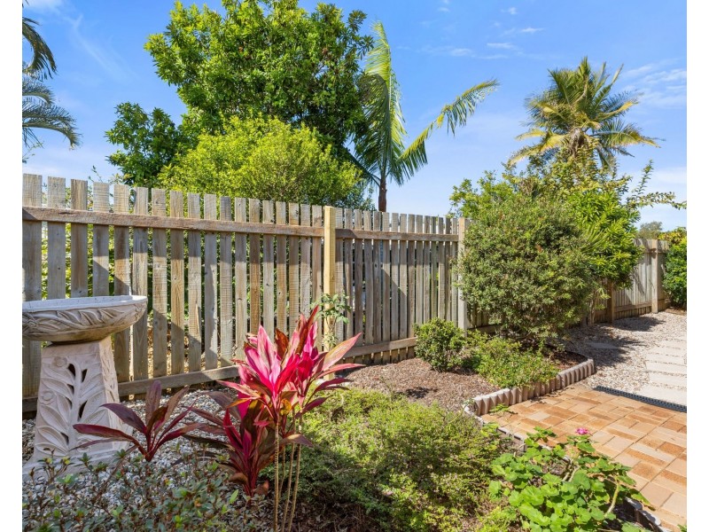 4/10 Wattle Road, Rothwell QLD 4022