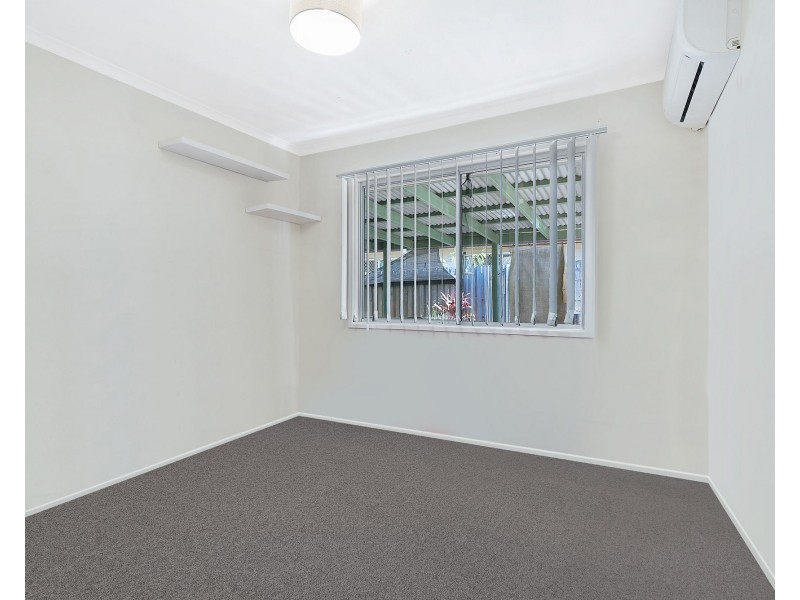 27 Paul Street, Kallangur QLD 4503