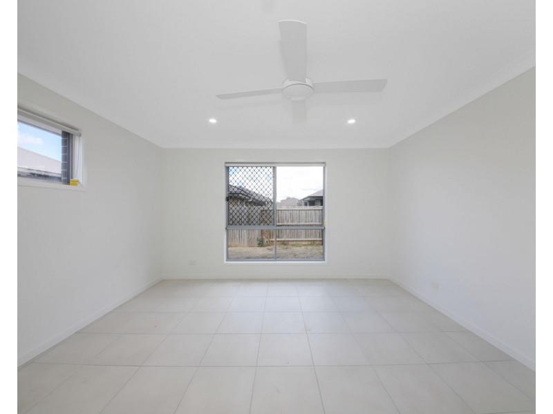 60 Regatta Circuit, Burpengary QLD 4505
