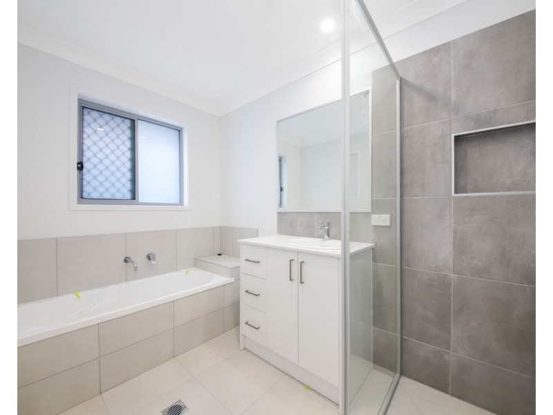 60 Regatta Circuit, Burpengary QLD 4505