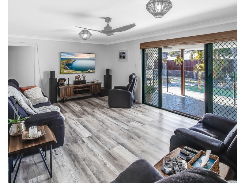 17 Penda Street, Morayfield QLD 4506