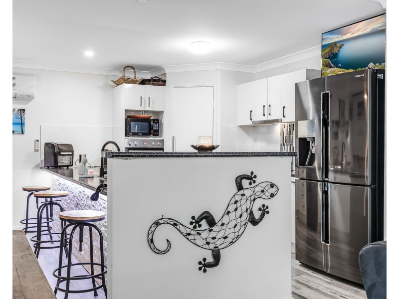 17 Penda Street, Morayfield QLD 4506