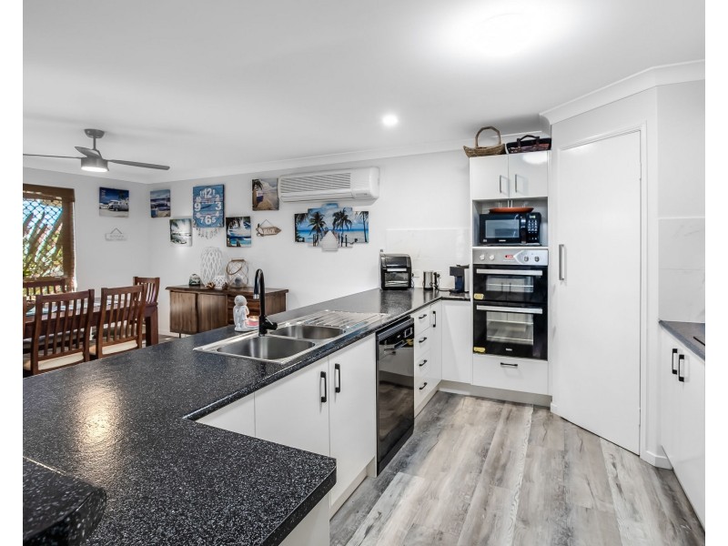 17 Penda Street, Morayfield QLD 4506
