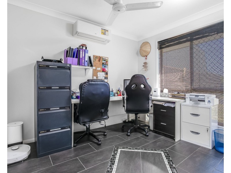 17 Penda Street, Morayfield QLD 4506