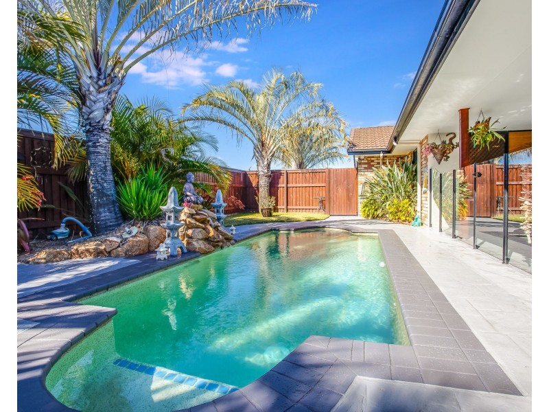 17 Penda Street, Morayfield QLD 4506