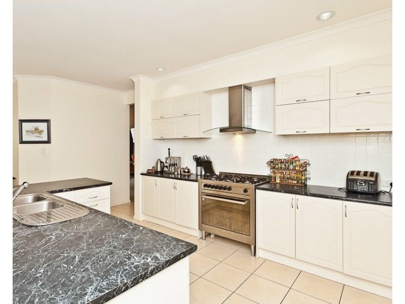 25 Gardenia Parade, North Lakes QLD 4509