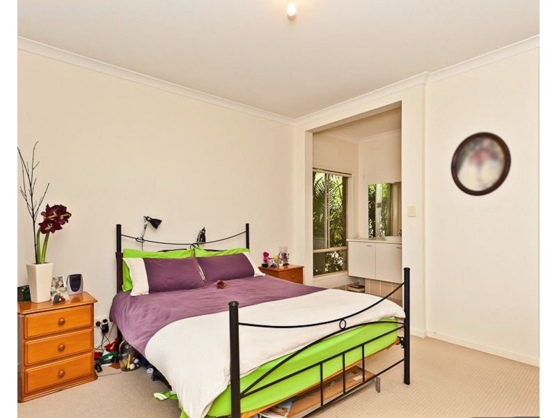 25 Gardenia Parade, North Lakes QLD 4509