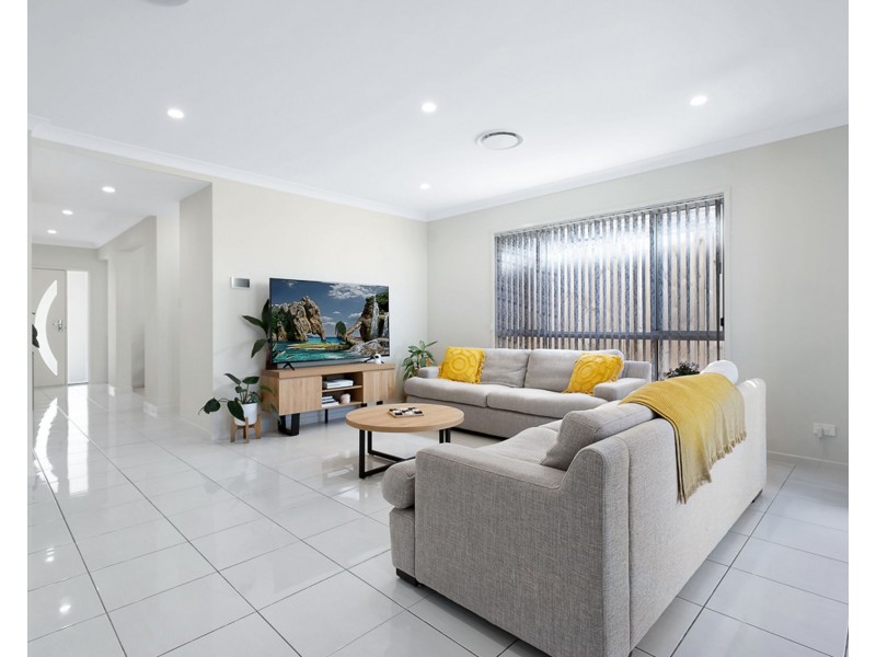 7 Irwin Street, North Lakes QLD 4509