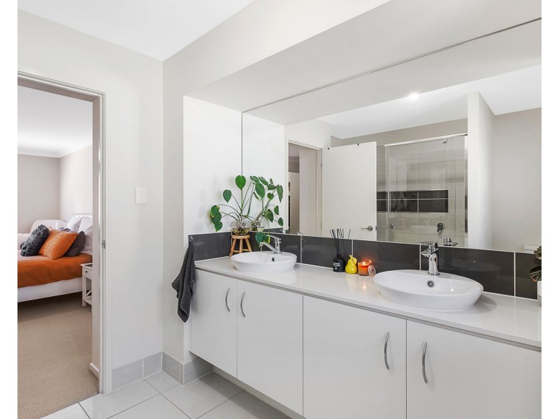 7 Irwin Street, North Lakes QLD 4509