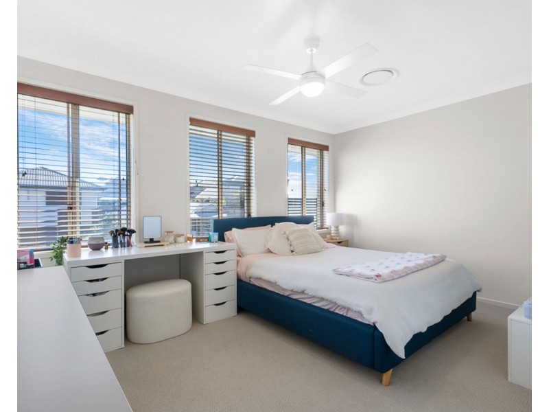 7 Irwin Street, North Lakes QLD 4509