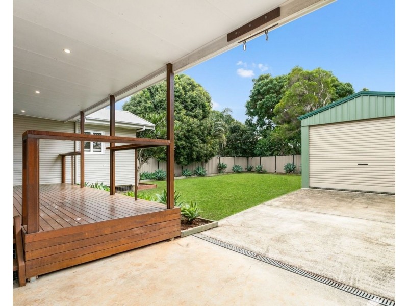 110 King Street, Woody Point QLD 4019