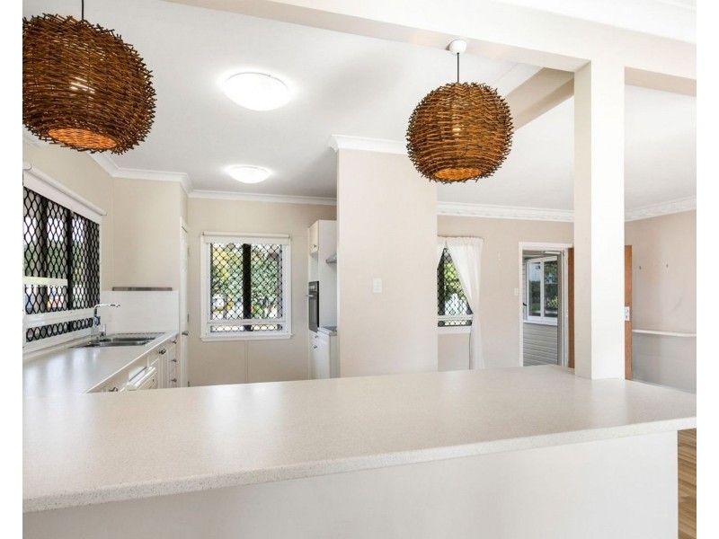110 King Street, Woody Point QLD 4019