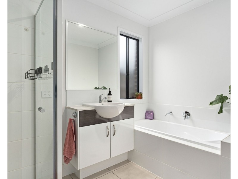 19 Coutts Drive, Burpengary QLD 4505