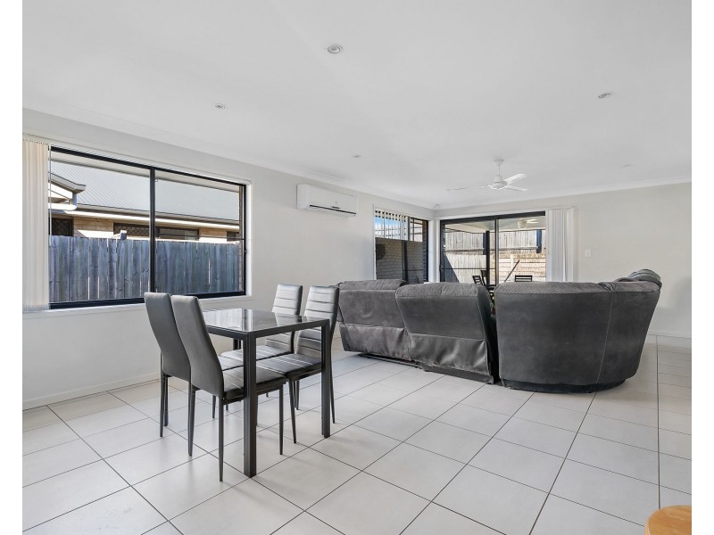 5 Pinevale Place, Mango Hill QLD 4509