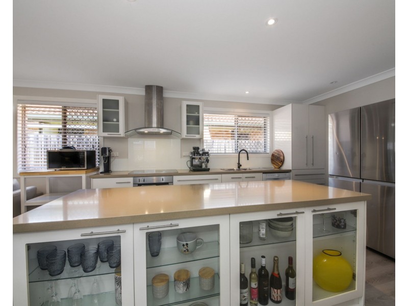 5A Campbell Street, Scarborough QLD 4020