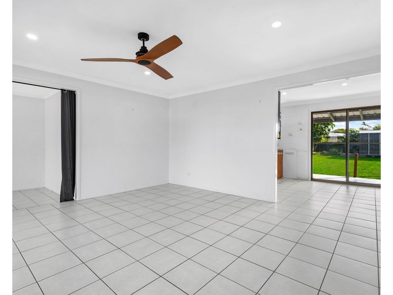 8 Boongaree Avenue, Caboolture South QLD 4510