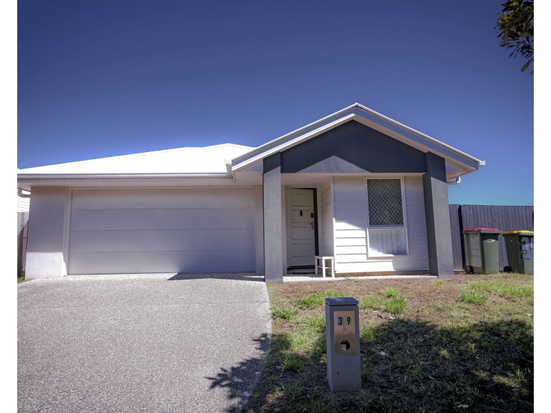 39 Shoreview Boulevard, Griffin QLD 4503