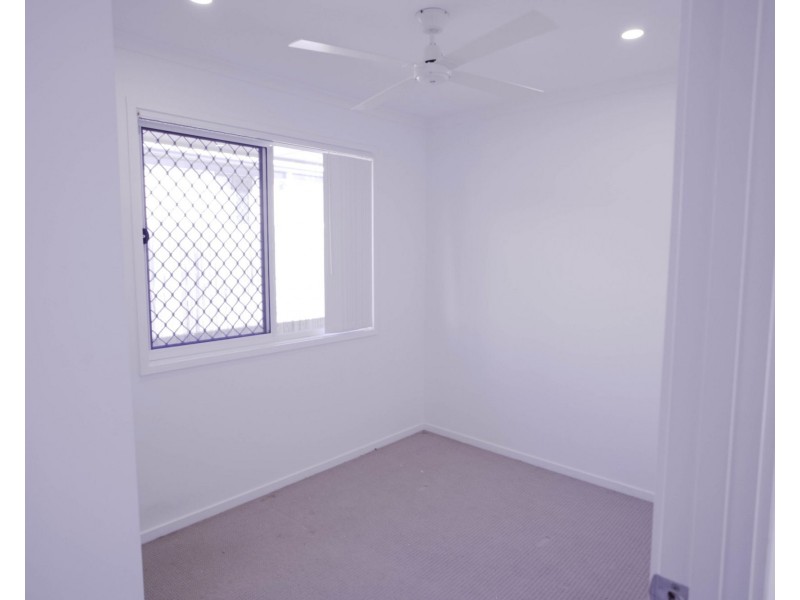 39 Shoreview Boulevard, Griffin QLD 4503