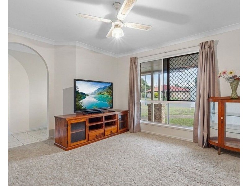7 Regency Court, Strathpine QLD 4500