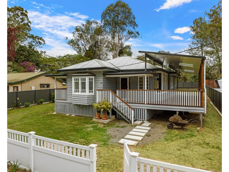 2 English Street, Elimbah QLD 4516