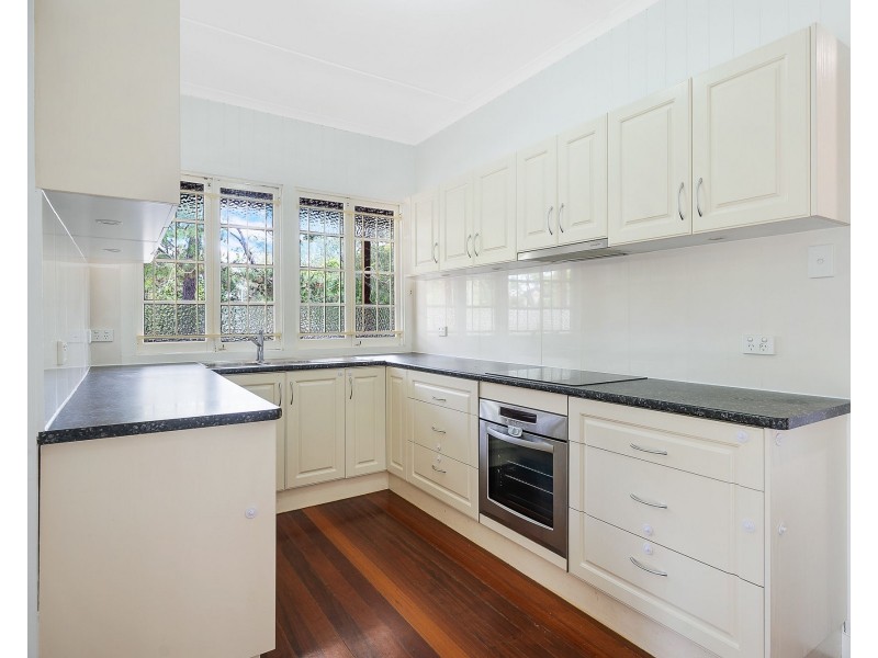 2 English Street, Elimbah QLD 4516